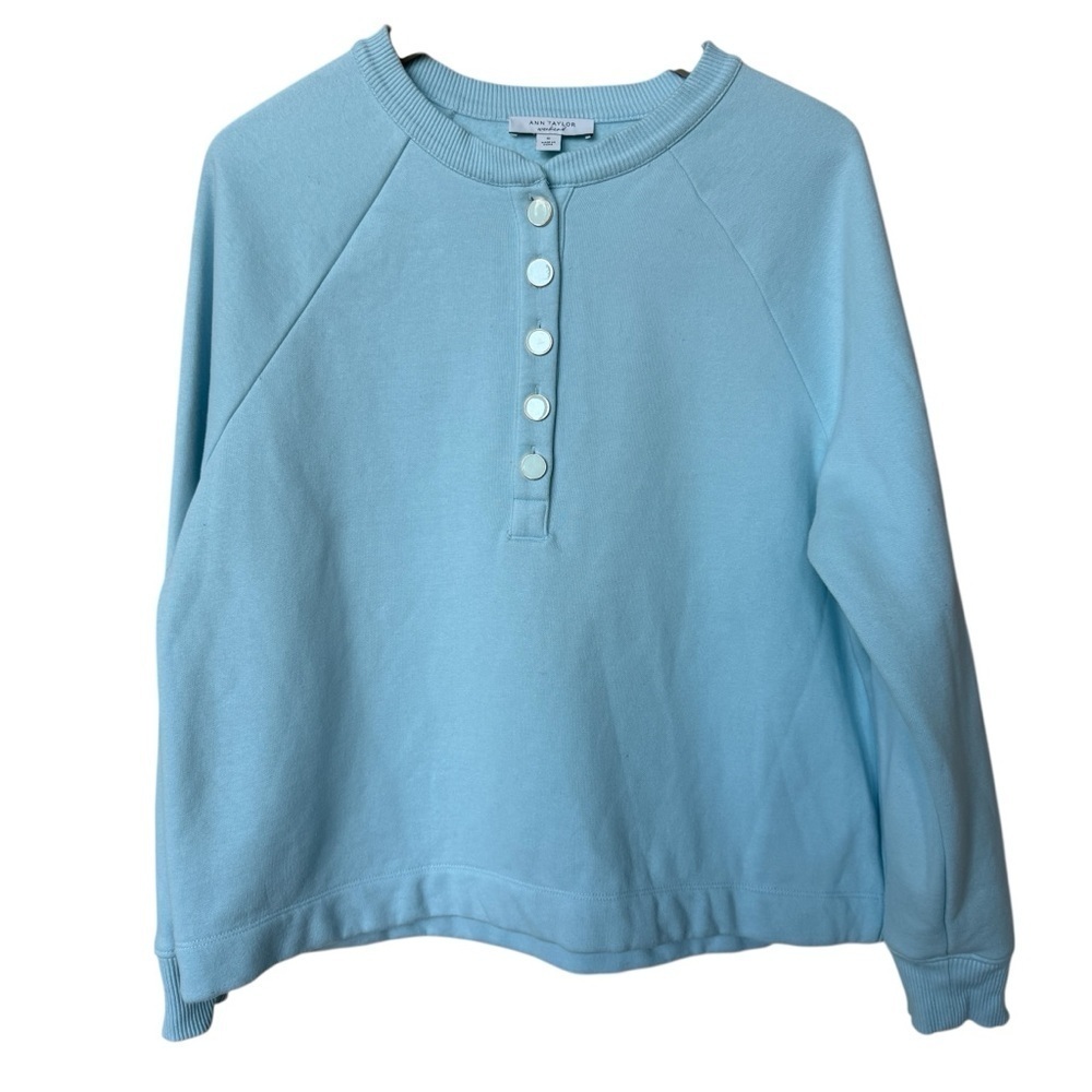 Ann Taylor Women's Henley Crew Neck Sweatshirt Blue Long Sleeve M Enamel Button